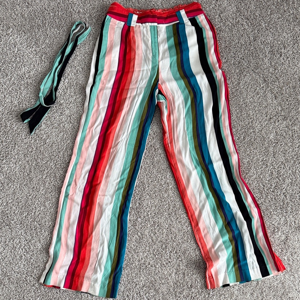 Express Women’s Wide-Leg Button-Front Trousers in Multicolor Vertical Stripe
